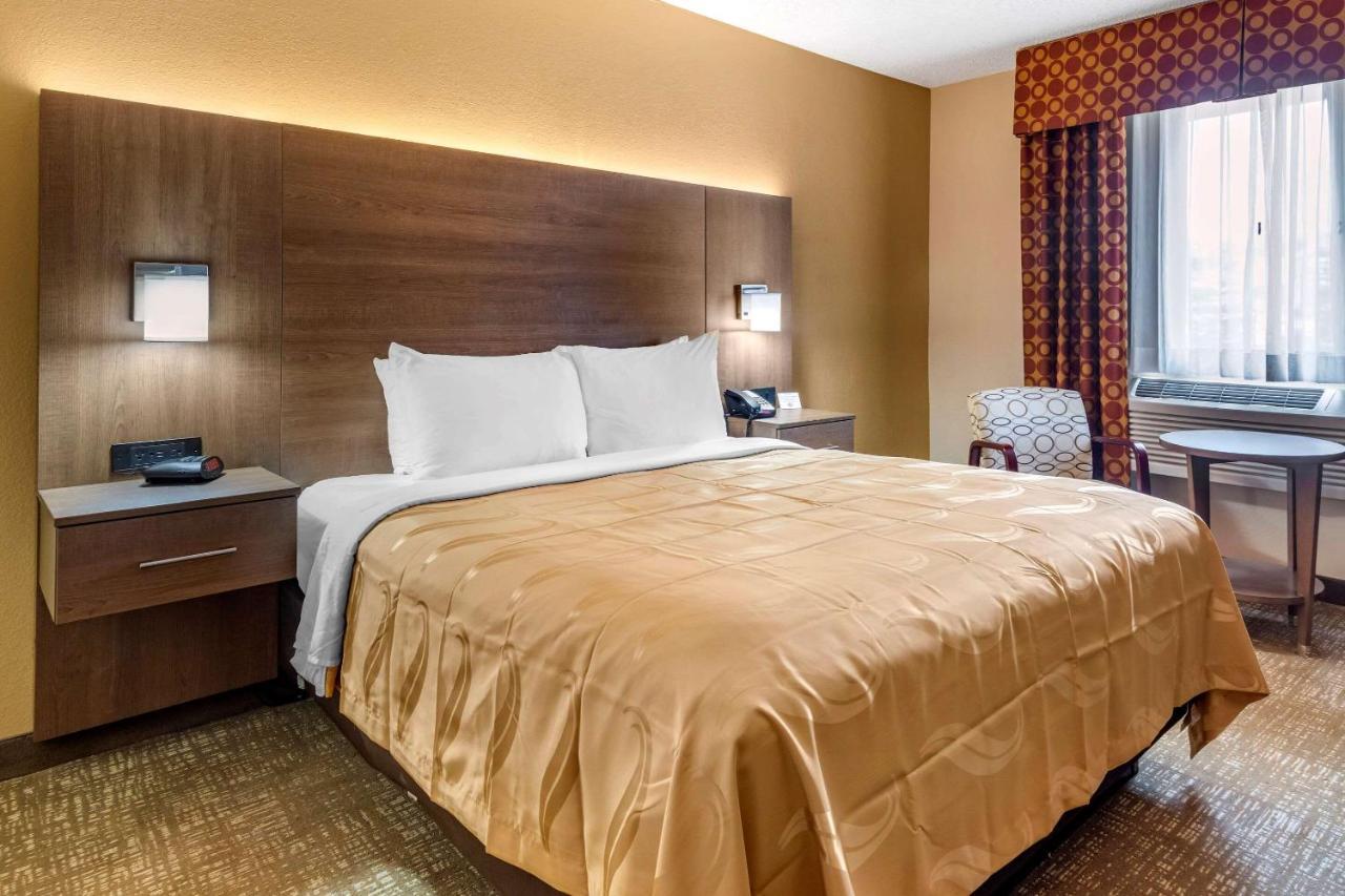 Quality Inn سانفورد المظهر الخارجي الصورة